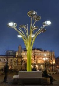 solar tree street light